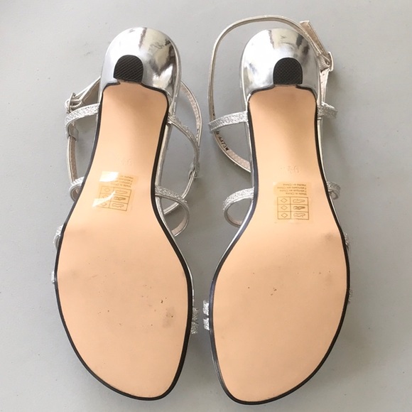 Touch Ups by Benjamin Walk. Maisie Sandal. - Picture 4 of 5